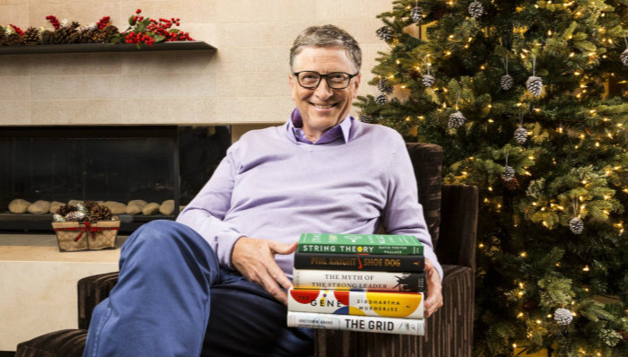 曾经的世界首富比尔·盖茨今年最喜欢读什么书？