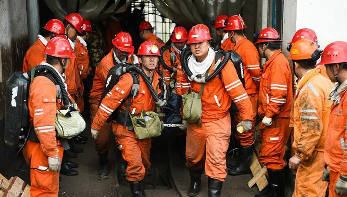 宝马,煤炭,瓦斯爆炸事故,内蒙古自治区赤峰市,刘海军,重大责任事故罪,刑事拘留,矿长,矿业公司,非法