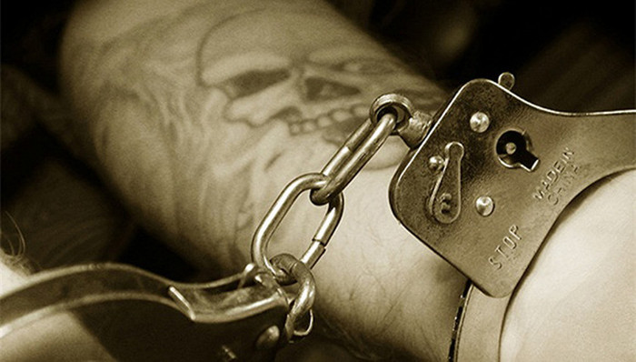 黑老大,高调出狱,程幼泽