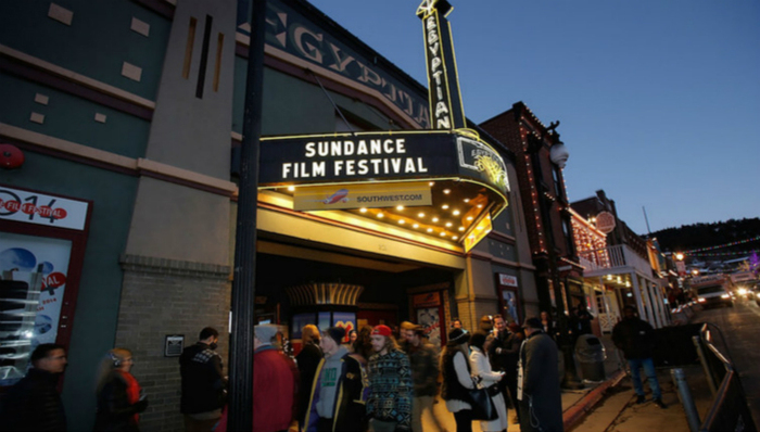 独立电影,独立精神,好莱坞,1986年,贝卡电影节,Netflix,商业大片,商业生态,第一夫人,电