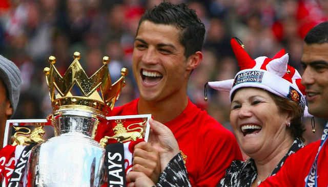 C罗的成长史：天才少年终成超级巨星