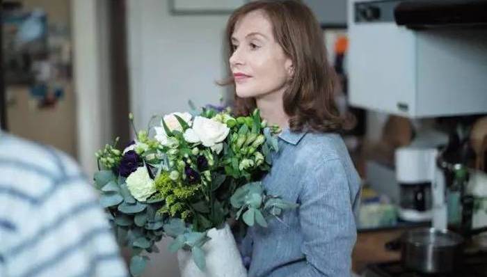 娜塔莉,影片,将来的事,于佩尔,锡尔斯玛利亚,电影世界,伊甸园,套层结构,米娅,她