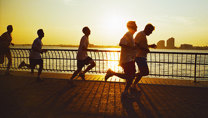 贵人鸟买下威尔士健身母公司,贵人鸟收购