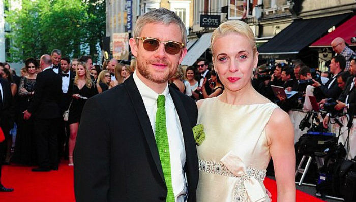 潮爷马丁·弗瑞曼和阿曼达·艾宾顿分手 结束15年恋情