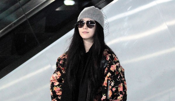 机场,杨幂,LV,bulingbuling,Queen,时尚圈,PK,时尚女孩,时尚风潮,混搭