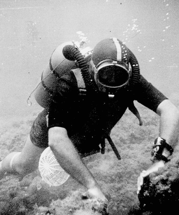 宝珀时任首席执行官Jean-Jacques-Fiechter先生