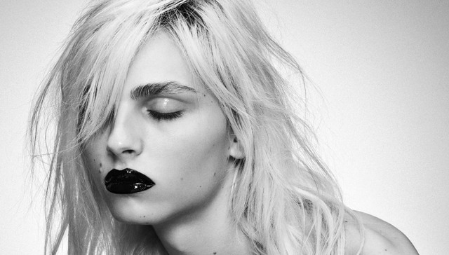 他是全世界最性感的女人，当完男模当女模