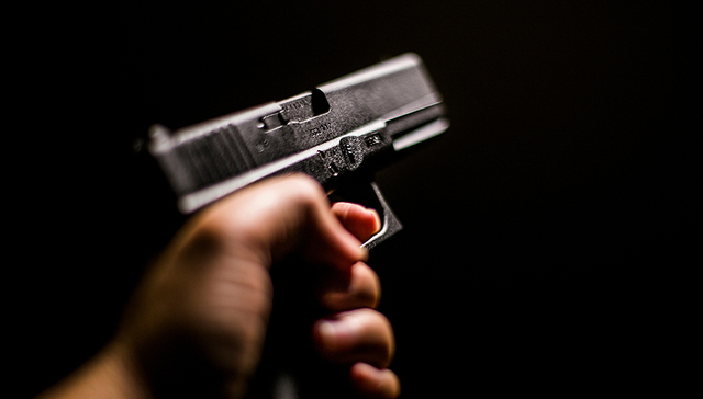 地方新闻精选|陕西两地警方持枪对峙 官方已介入调查