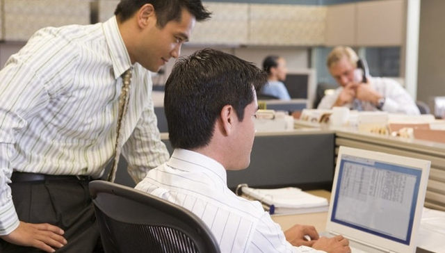 年薪高、消费惊人  7200万人成中国“新社会阶层”