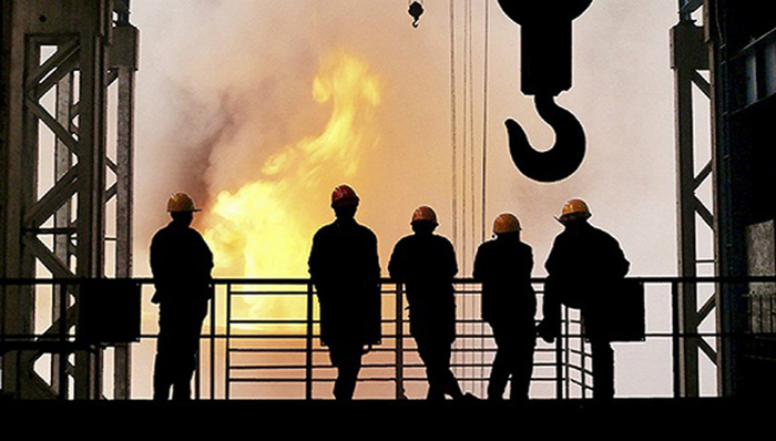 实体经济,制造业企业,脱实向虚,红包,开厂不如炒房,钢铁业,物流成本,虚拟经济,财务投资者,产融结合