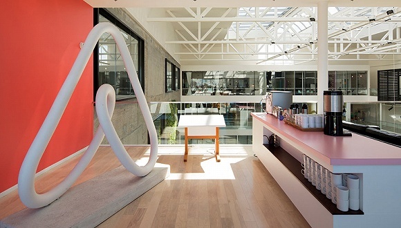 Airbnb苦心经营差旅业务数年　酒店又要遭殃了？