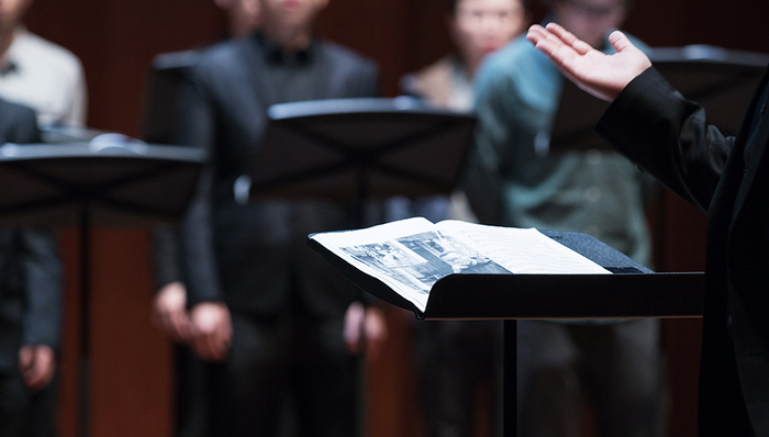 合唱团,警察,歌词,全能王,移风易俗,不放不放,国足,猛兽,创作,门将