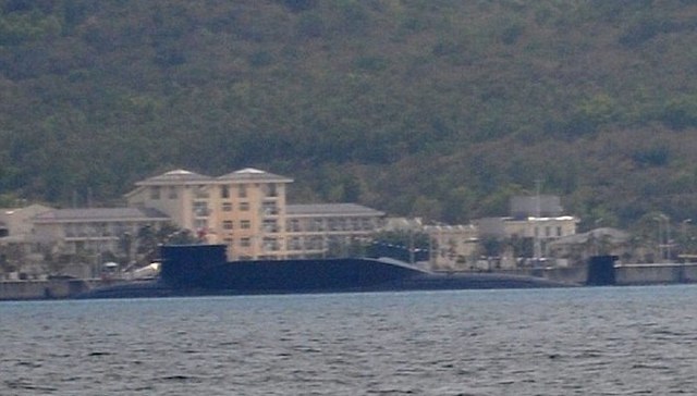 外媒称中国最新型战略核潜艇曝光：携12枚导弹