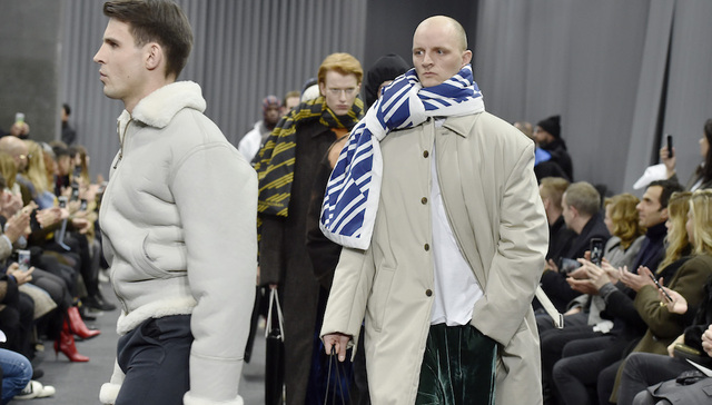面对Balenciaga 2017秋冬男装秀 可能你又要说看不懂了
