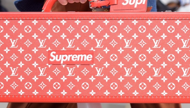 不再是洋葱新闻，LV果真在2017秋冬男装秀中和Supreme联袂了