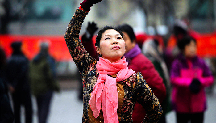 【深度】广场舞市场估值千亿 明星老师说：感谢这个时代