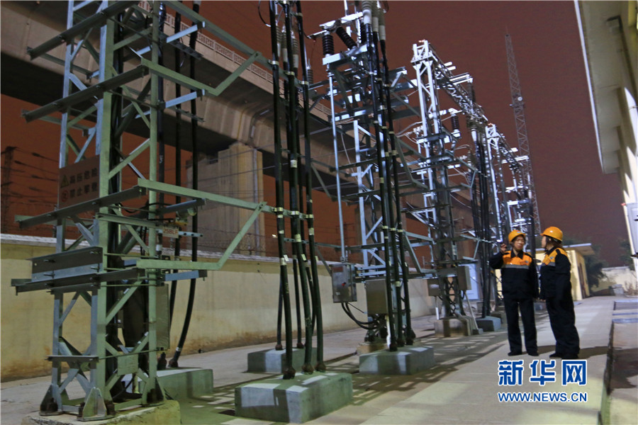 【网络媒体走转改】高铁“哨所”女工的心愿