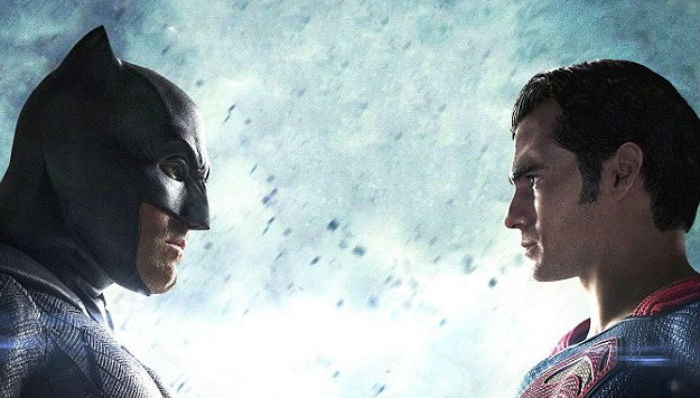 烂片风向标：《蝙超》《超模2》领跑2016年金酸莓奖提名