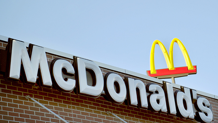 麦当劳同店销售额