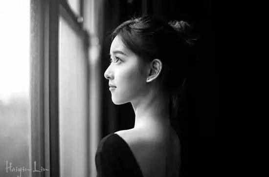 奶茶妹妹已低调投资10多家公司 23岁身价超500亿