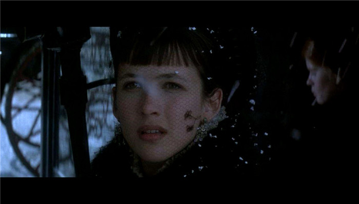 安娜,阿伦特,世界,爱若斯,政治神学,核心范畴,理性探究,哲学实践,历史合法性,哲学阐释