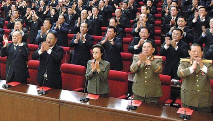 朝鲜为人知,权力游戏