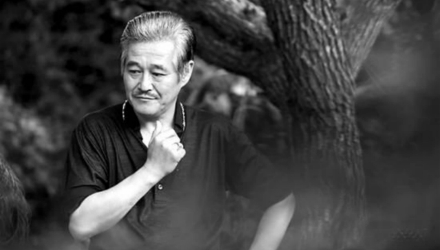 赵本山,本山传媒,春晚,乡村爱情,互联网,赵家班,宋小宝
