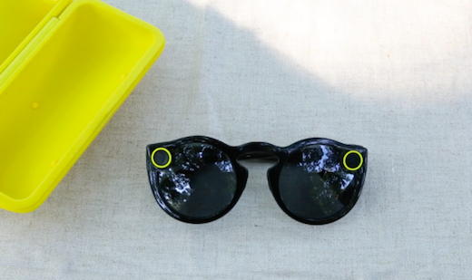 国外网红抢着买的眼镜 Spectacles ，到底够不够酷？