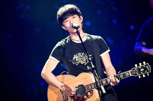 【JMedia】情怀在手，版权加持，赵雷所代表的民谣歌手的春天到了吗？