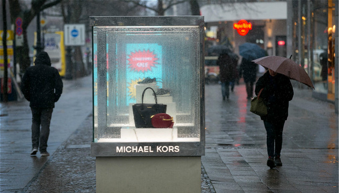 Facebook,Michael,Kors