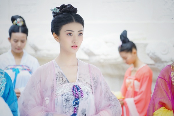 大唐荣耀,杨幂,逆袭,周昉,唐嫣,业绩,三生三世,演技,大唐后妃传,净利润