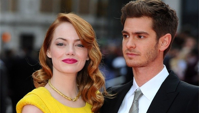 旧爱相逢，艾玛斯通加菲尔德暖心一抱引复合猜想