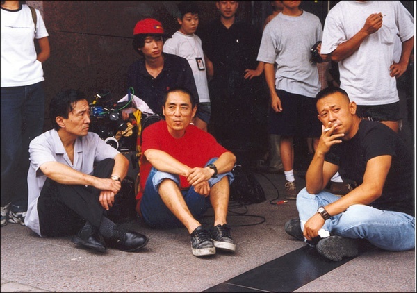 影讯| 张艺谋筹拍“三国”邀巩俐参演 姜文的“民国三部曲”开启终章