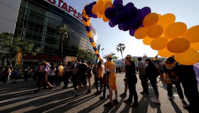 福布斯发布NBA年度榜单：尼克斯与詹皇取“连胜” 勇士市值狂涨37%