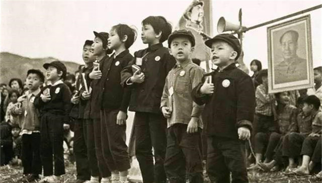 革命,左派,1970年,影像,香港街头,香港中环,红灯记,解放,清平乐,左仔