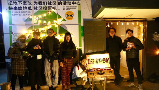 北京这个地下室因为改造成了谈资 可原本居住在此的北漂们却搬走了