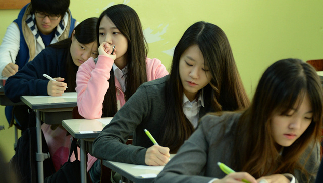 美国大学委员会又任性了 把SAT每年6次考试缩减至4次