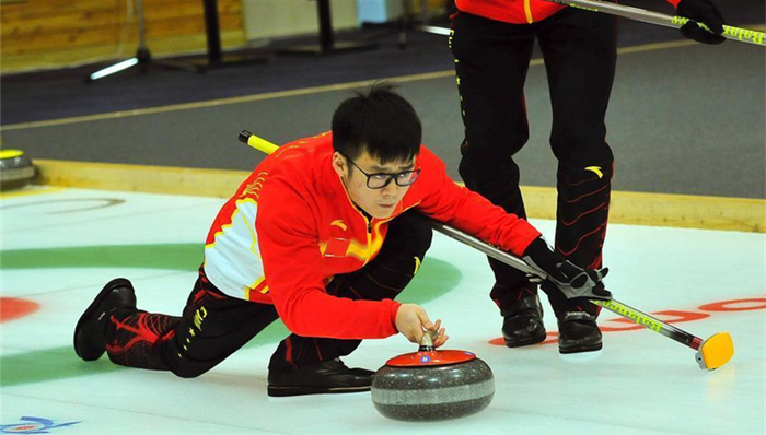 国足,鲁尼,亚冬会,郎平,朱婷