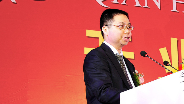 保监会严厉整治“金融大鳄” 姚振华被撤销前海人寿任职资格并禁入保险业10年