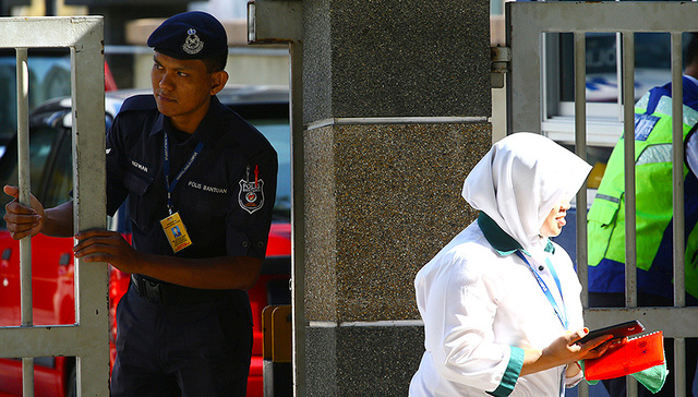 Glocom,朝鲜政府,马来西亚,2005年,电信技术,警方,情报机关,此事,战地,国际条约