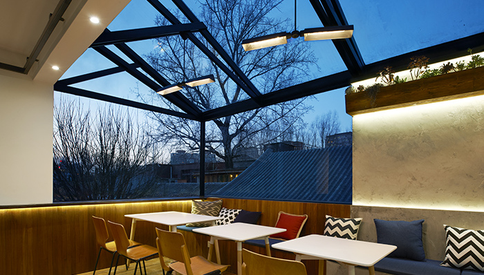 北京五道营胡同里的轻餐厅，追求无拘束的氛围和美味