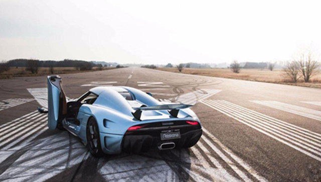 最奇葩的车门打开方式 最后一种没见过吧？