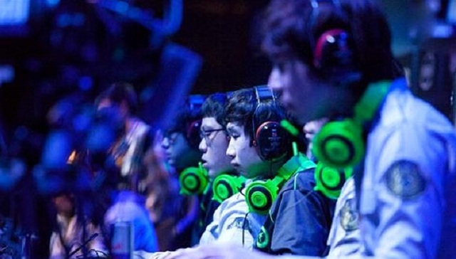 游戏直播一路飞涨：每季度市场增长率逾100%，从业者身价三级跳