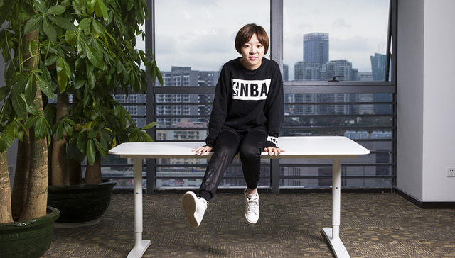 曾经的18岁神奇百货女CEO 现在正在炒外汇批贷款做整形