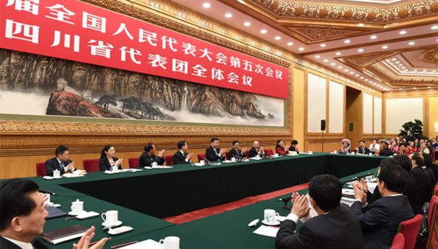 习近平：看到凉山州“悬崖村”的报道感到揪心