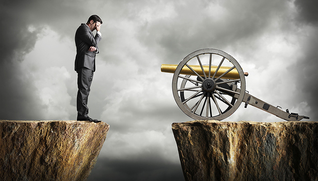 筹谋九个月的收购失败了 这家电气设备供应商受到多重打击