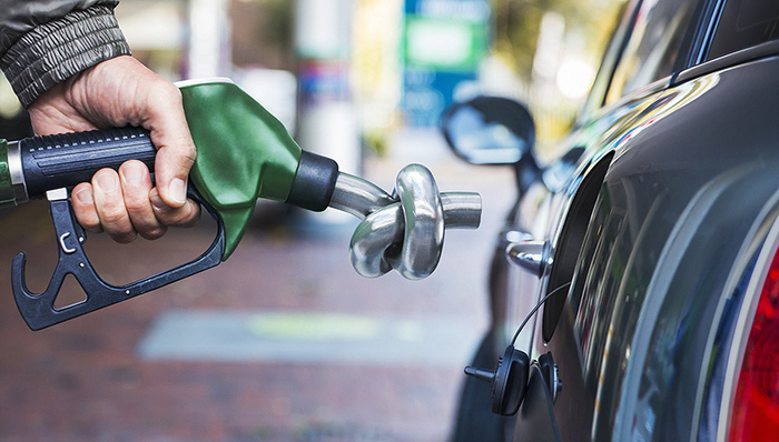 成品油价格调整搁浅