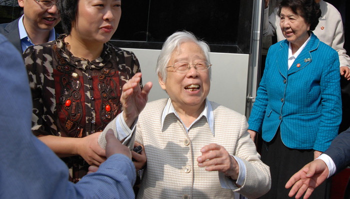 胡耀邦,李昭,逝世