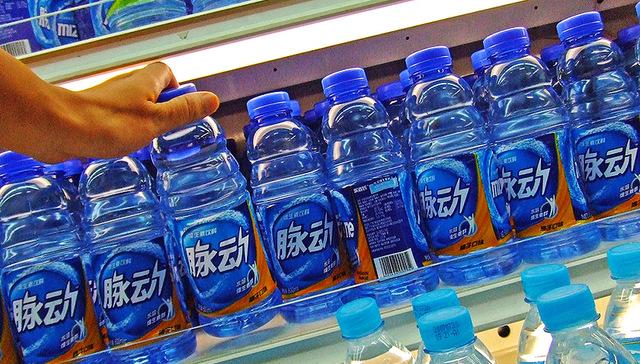 眼看脉动卖不动了 达能要在3月推出两款新品