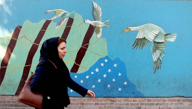 禁穆令、恐怖主义和另类事实 这位伊朗女记者有话说